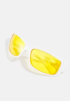 Pier One Unisex - Gafas De Sol -White 9 Pier One Unisex - Gafas De Sol -White -Ropa De Hombre Ventas 06212ea48c0f4037abc6a62aa2c032d6