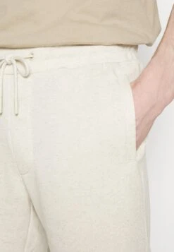 Pier One Pantalones Deportivos - Off-White 11 Pier One Pantalones Deportivos - Off-White -Ropa De Hombre Ventas 27e9c873fc8440fba2be1f33200b7848