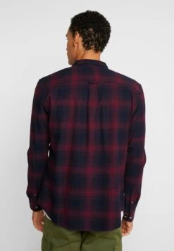 Pier One Camisa - Bordeaux 10 Pier One Camisa - Bordeaux -Ropa De Hombre Ventas 2d92df123c1c493c84d6b0c65294e63e