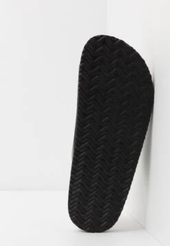 Pier One Unisex - Pantuflas - Black 16 Pier One Unisex - Pantuflas - Black -Ropa De Hombre Ventas 4a735c24e60449a29969a0148d036b07