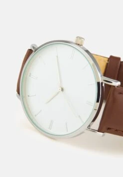 Pier One Unisex - Reloj - Brown -Ropa De Hombre Ventas 4f1c6bbcacda485eb81e287421339e84