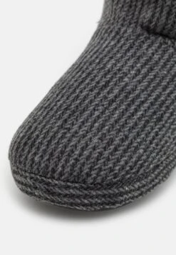 Pier One Unisex - Pantuflas - Dark Grey -Ropa De Hombre Ventas 5a68366d04ce4e2b9a6826093156381f