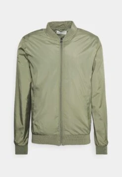 Pier One Chaquetas Bomber - Olive 12 Pier One Chaquetas Bomber - Olive -Ropa De Hombre Ventas 7c08e553d7a44a419f17696b41b28c3e