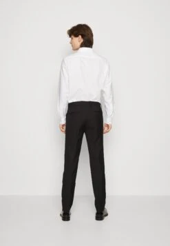 Pier One Traje - Black 14 Pier One Traje - Black -Ropa De Hombre Ventas 8dfce3cb1d0847869705990ca253a88a