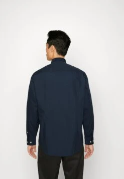 Pier One 3 Pack - Camisa Elegante - White/Light Blue/Dark Blue -Ropa De Hombre Ventas 9c5bc8c34ea0415fb949ca66c8b6f9f0