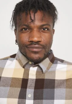 Pier One Camisa - Beige 19 Pier One Camisa - Beige -Ropa De Hombre Ventas a3d36c648ceb4d2d9d01dd3457efed33