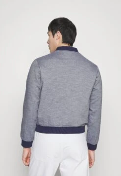 Pier One Chaquetas Bomber - Dark Blue 9 Pier One Chaquetas Bomber - Dark Blue -Ropa De Hombre Ventas b1943f9a2db34e26b563b2036d05ec83