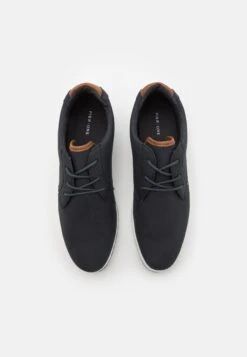 Pier One Zapatos Con Cordones - Dark Blue/White -Ropa De Hombre Ventas b1d0e668f2b548d880dbbe0bba984a2b