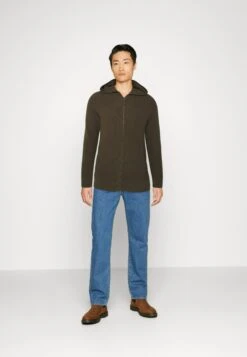 Pier One Chaqueta De Punto - Olive -Ropa De Hombre Ventas b2cbbc2a4d6b41ef982b6f8e709d4b17