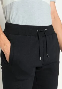 Pier One 2 Pack - Shorts - Black 13 Pier One 2 Pack - Shorts - Black -Ropa De Hombre Ventas c1b4a6bbfab34ea391b4662d0353481d