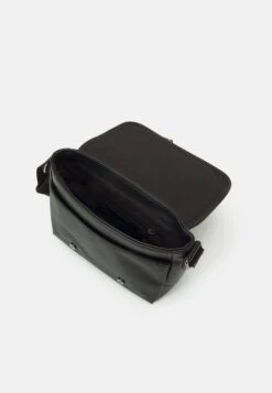 Pier One Unisex - Bandolera -Black -Ropa De Hombre Ventas c8b3267bb4784f2bbcd3cf675ef176e0