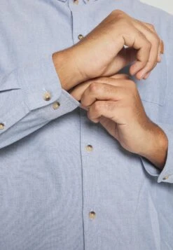 Pier One Oxford - Camisa - Light Blue -Ropa De Hombre Ventas d0f3517b8dcc4ed8944314d9a3607504