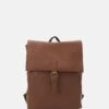 Pier One Unisex - Mochila - Dark Brown 1 Pier One Unisex - Mochila - Dark Brown -Ropa De Hombre Ventas d1cff5ba371e40468742ae50373fc6a4