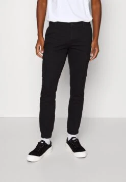 Pier One 2 Pack - Pantalones Cargo - Olive/Black -Ropa De Hombre Ventas e0bf2536d5a04652937019f4273abb8d