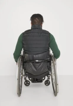 Pier One Chaleco - Black -Ropa De Hombre Ventas e1569b065acd421d8dc99bfc16261b20