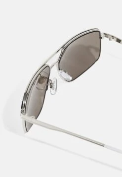 Pier One Unisex - Gafas De Sol - Silver-Coloured, Black -Ropa De Hombre Ventas e4032642d98b4cd386349df91f3cefe3