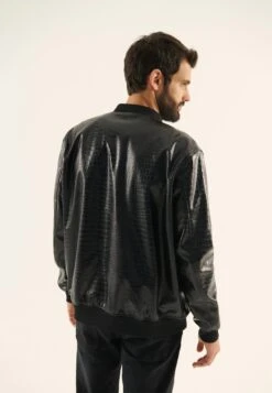 Pier One Chaquetas Bomber - Black 10 Pier One Chaquetas Bomber - Black -Ropa De Hombre Ventas e45e2025ac9640f7a562bd4aedfca812