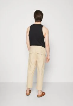 Pier One Pantalones - Off-White -Ropa De Hombre Ventas eb3487151c094d35959187476b14902d