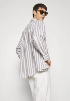 Pier One Carpenter Colored Twill- Vaqueros Rectos - Off-White -Ropa De Hombre Ventas f0d77a0b472943a38700461ba111bcb9