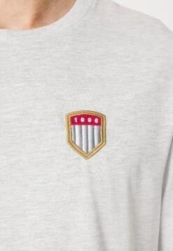 Pier One Camiseta Estampada - Light Grey -Ropa De Hombre Ventas f4331ccf979c432daff39645764777af